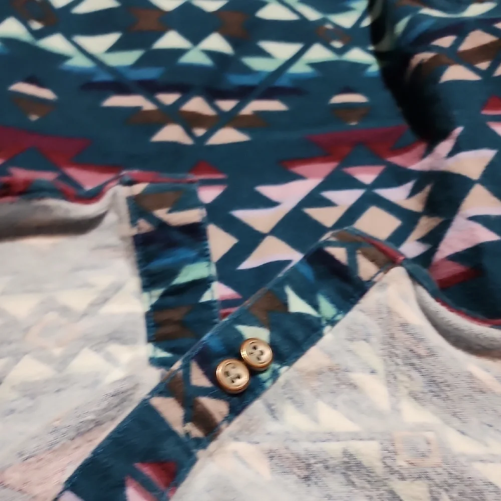 CABELA'S | Multicolor Geometric Shirt Women's Green Southwestern Button Up | 2X